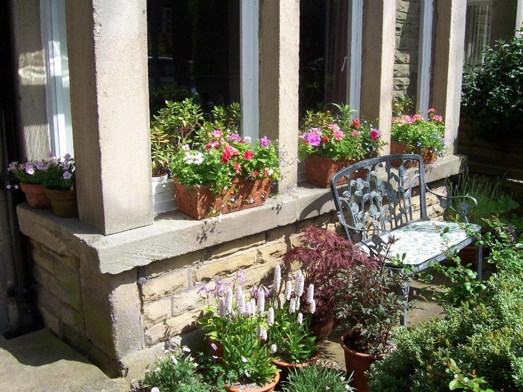 Spring Lodge Χαρογκέιτ Εξωτερικό φωτογραφία